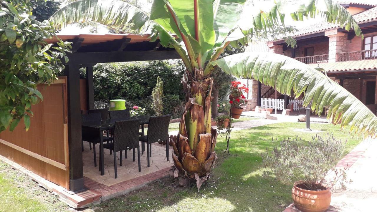 Posada Las Anjanas Tagle Buitenkant foto