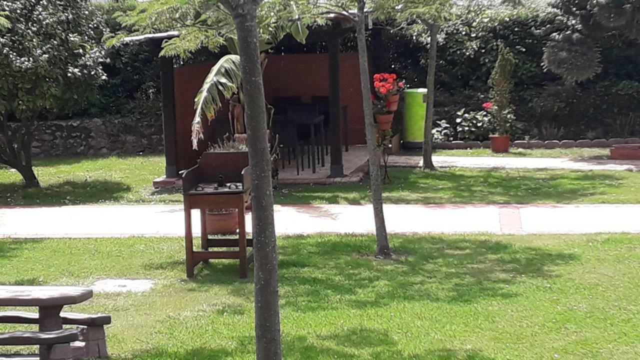 Posada Las Anjanas Tagle Buitenkant foto